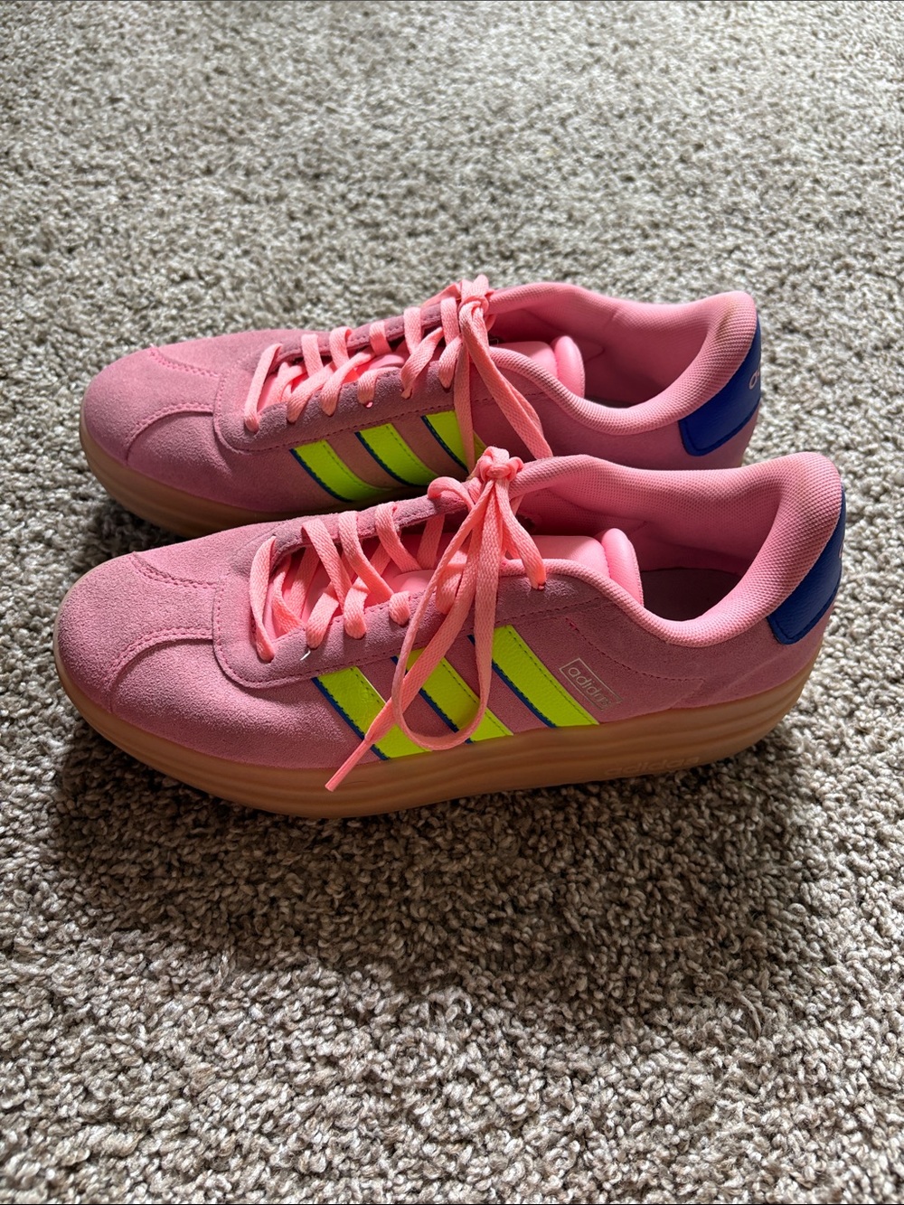 adidas Pink Platform Sneakers with Neon Yellow Stripes Kids size 7 (women’s 8.5)